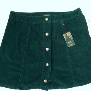 NWT Green corduroy mini skirt ⭐️. 3/$30